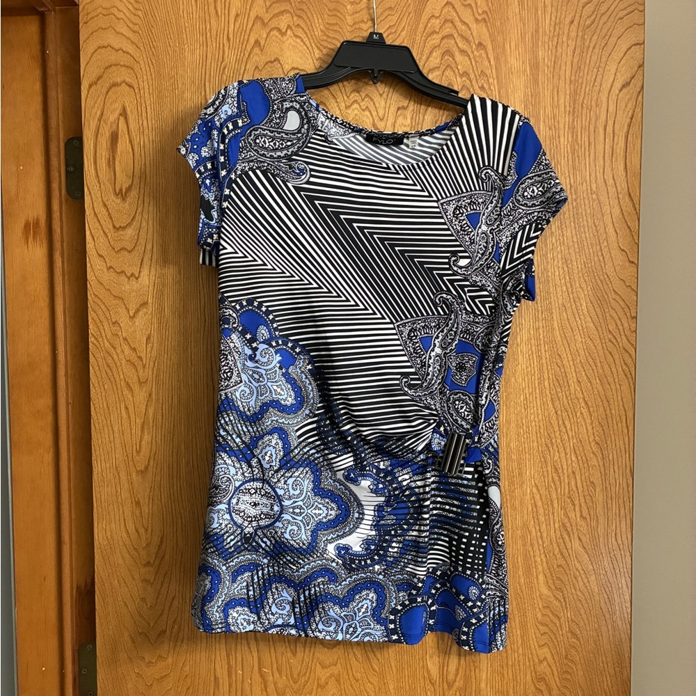 🧵Fylo Cap Sleeve Blouse Size L